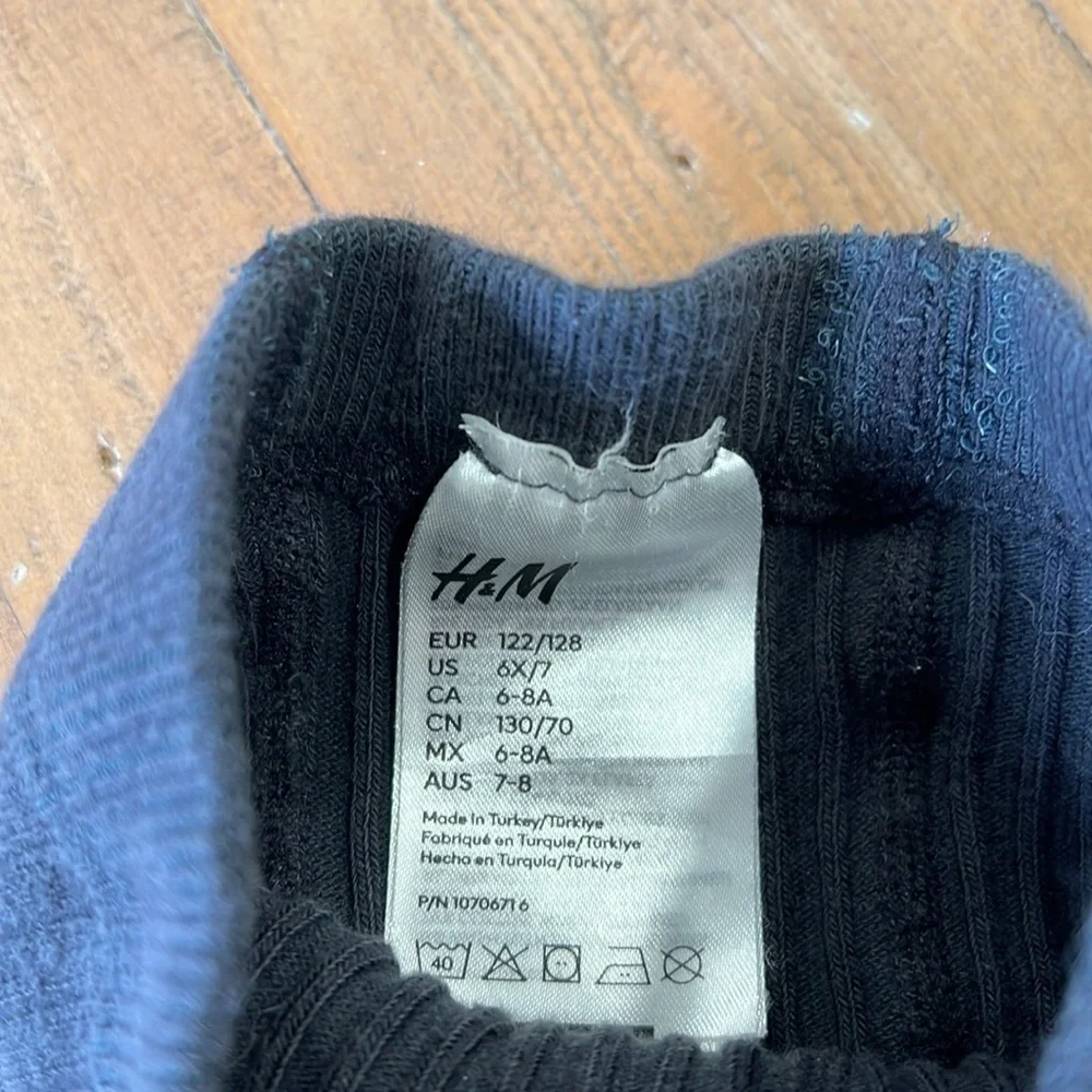 Set of two gray cable knit tights